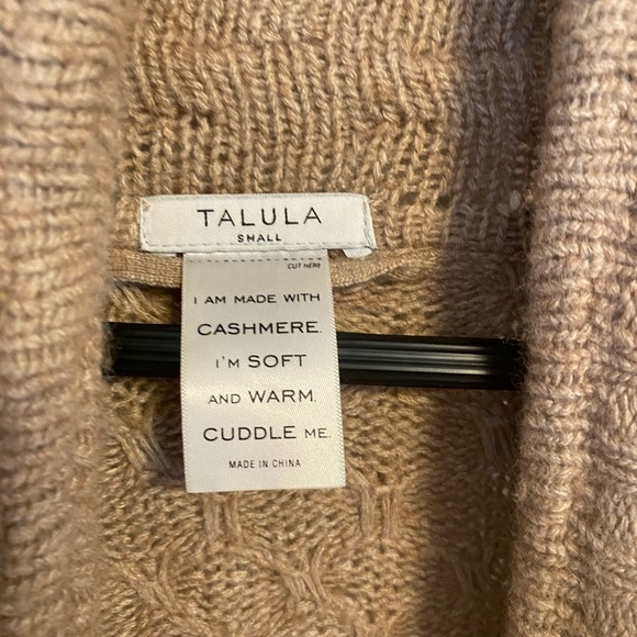 Aritzia Talula Cashmere sweater - Picture 1 of 2